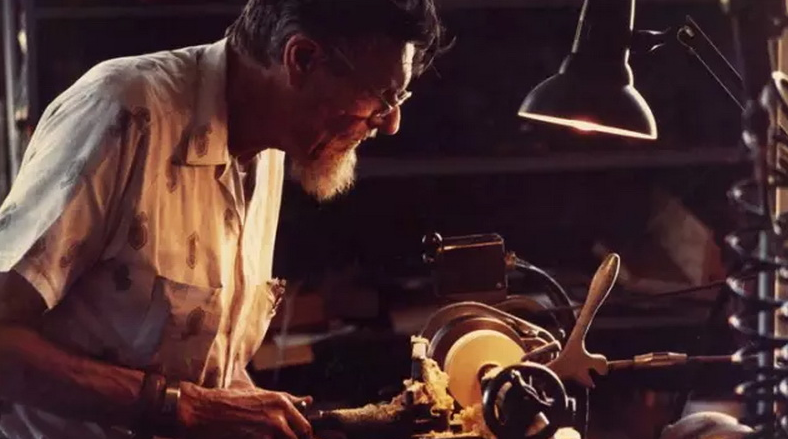 XT}Z~L4ETZ(TX3](B96UZT4