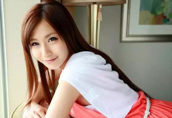 他们以拍摄A片的名义，在青春里大干一场