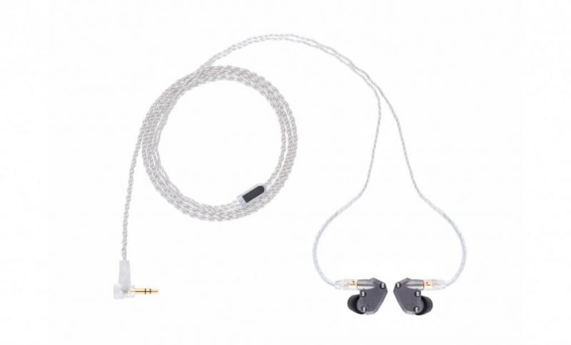 nova-with-litz-cable-1690x1024-earphones-1024x620