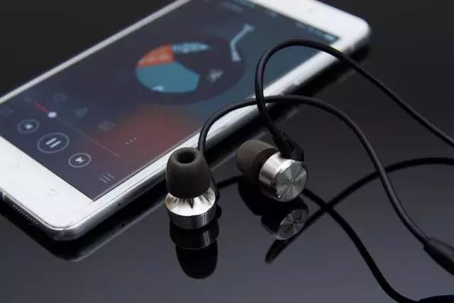 评测|金属格调 英伦美声——RHA MA750i 耳塞