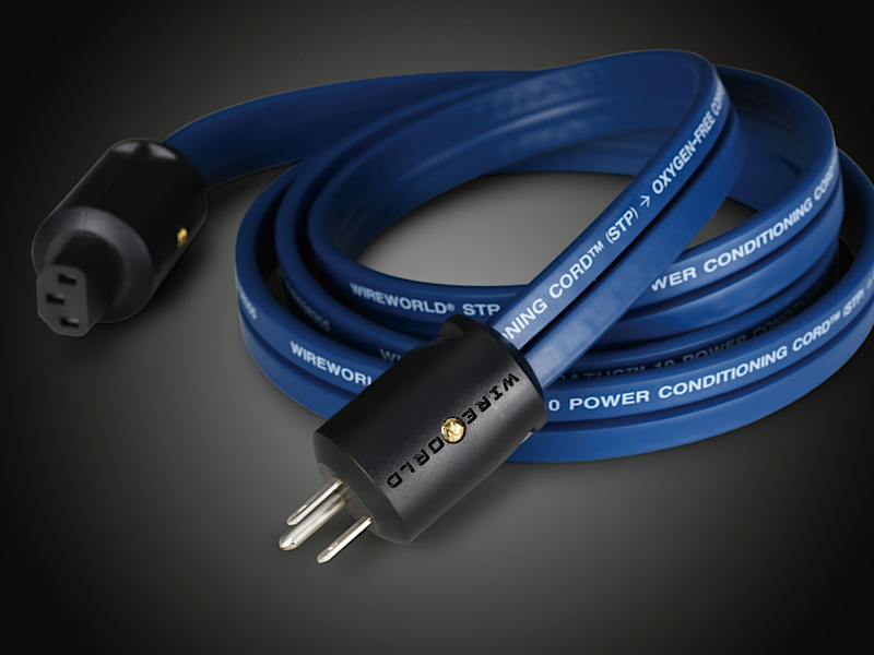 不凡工艺，低调呈现——WireWorld Aurora™ 10电源线、Stratus™ 10电源线