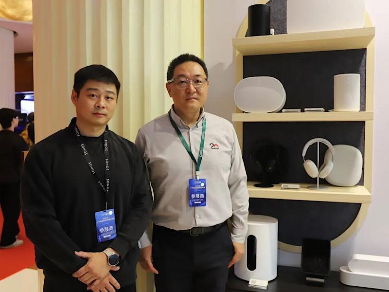 访影音大师销售总监薛磊先生和Sonos品牌经理罗玮先生
