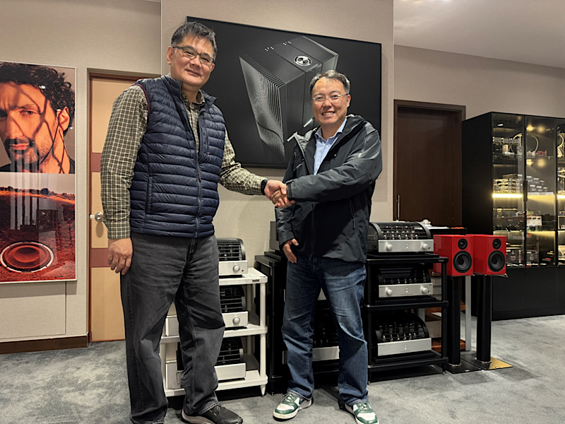 上海爱威影音与香港先声音响就意大利架皇S-2系列合作公告