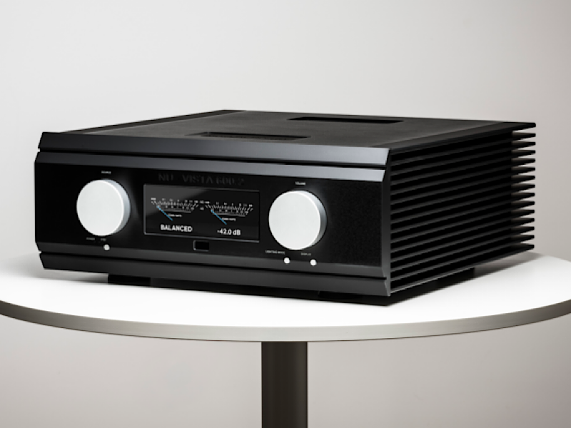 温婉音色和强大功率的两相兼顾，Musical Fidelity Nu-Vista 600.2合并放大器