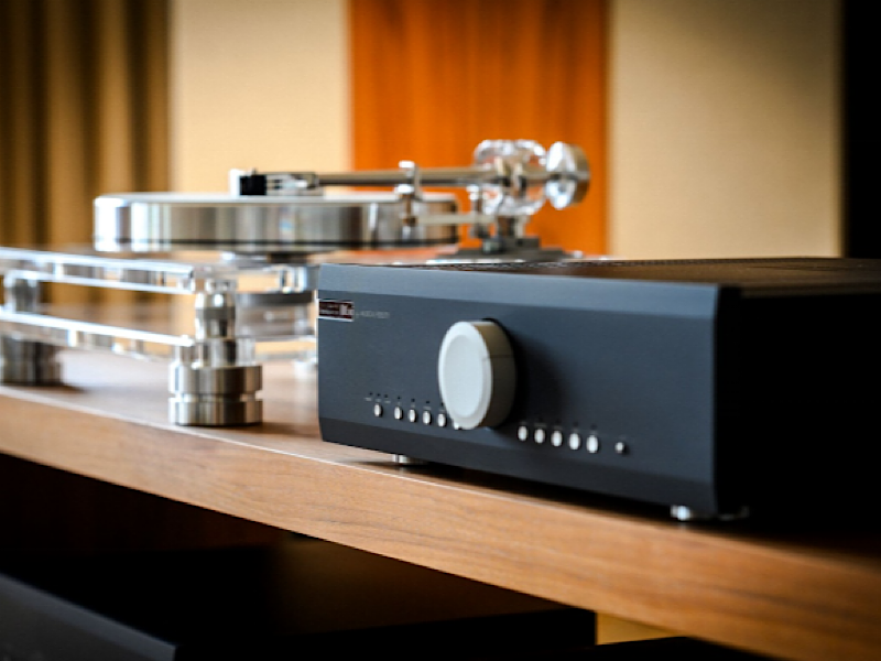 EISA获奖加持：Musical Fidelity（音乐传真）M6xi，才是老烧要的现代合并放大器